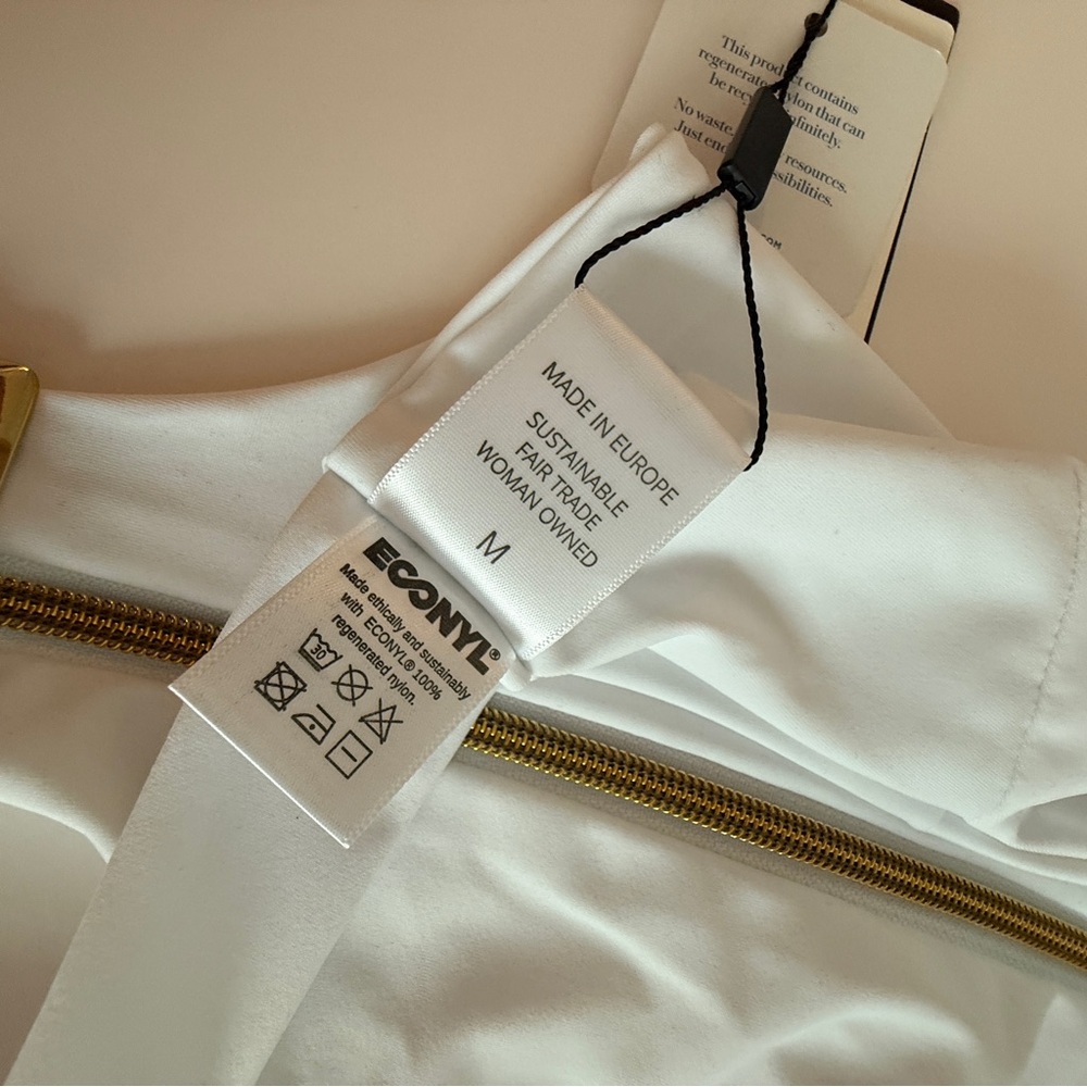 NWT Antoninas Luxury Cut Out White Designer Resort Cynosure Swimwear Size M - Picture 10 of 16